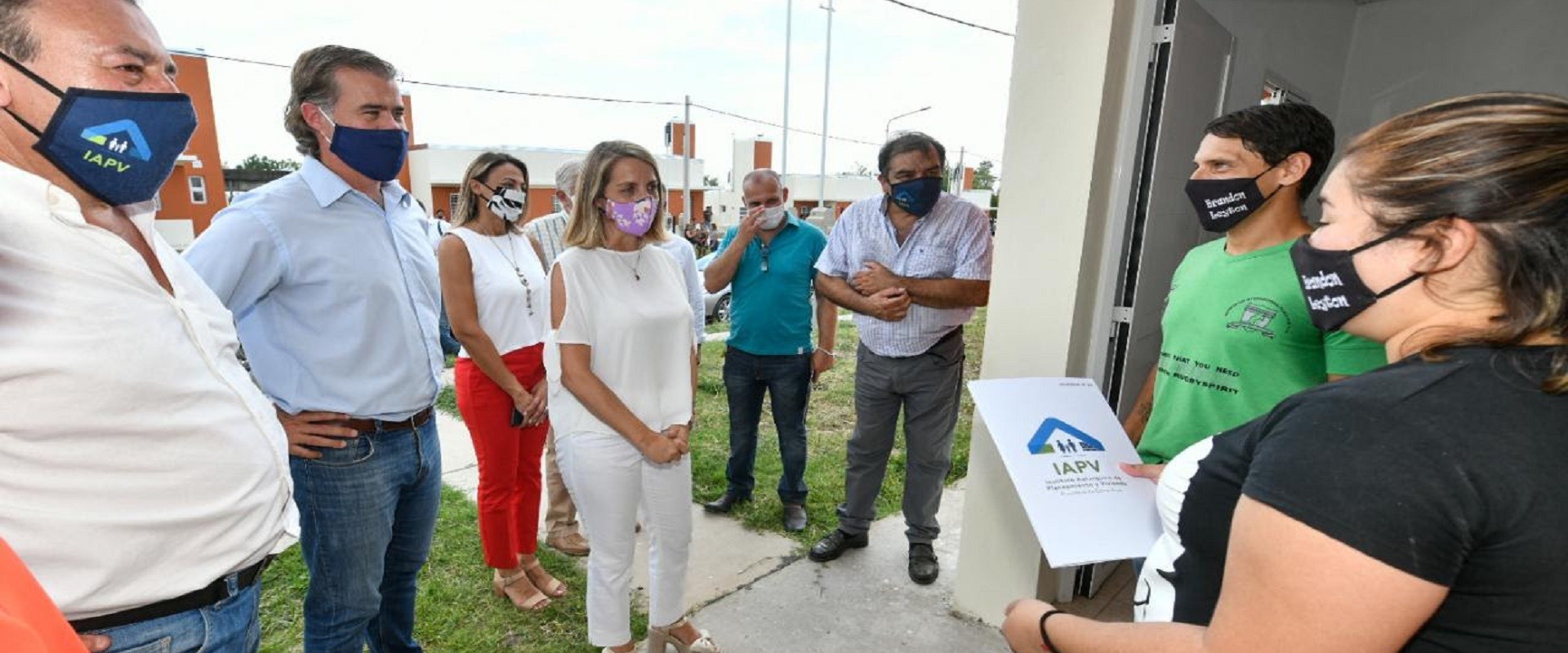 La vicegobernadora Stratta entreg&oacute; viviendas y aportes en Gualeguaych&uacute; junto al intendente Piaggio
