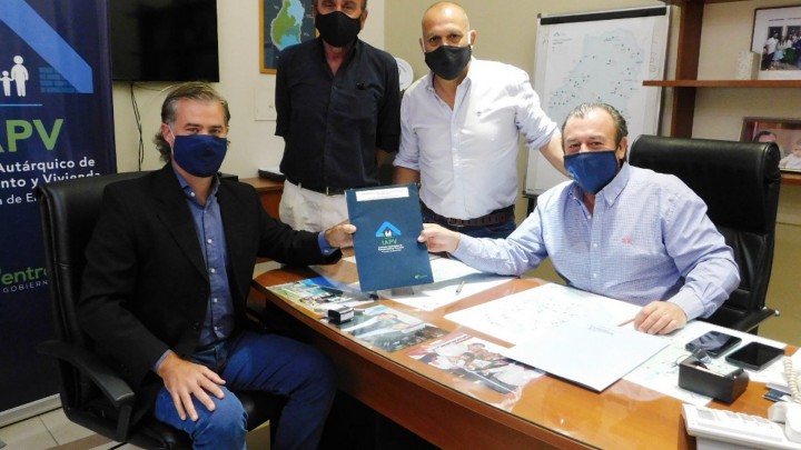 La provincia construir&aacute; 65 nuevas viviendas en cinco localidades