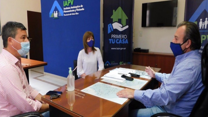 Planifican la ejecuci&oacute;n de nuevas soluciones habitacionales en Tabossi  y Pronunciamiento