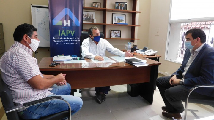La provincia avanza en soluciones habitacionales para Nogoy&aacute;