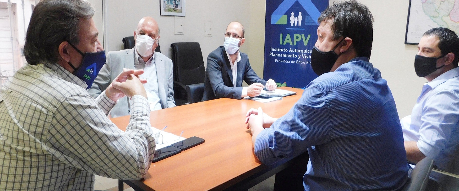 Proyectan la construcci&oacute;n de nuevas viviendas para localidades del departamento Uruguay