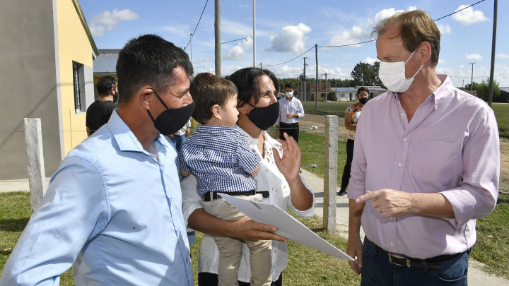 Bordet ratific&oacute; la presencialidad en las escuelas y destac&oacute; el monitoreo de la situaci&oacute;n sanitaria