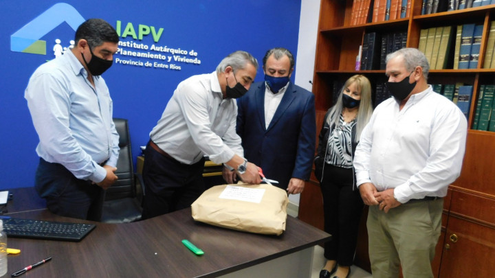 Nuevas viviendas para Federaci&oacute;n e Ibicuy se licitaron con recursos provinciales