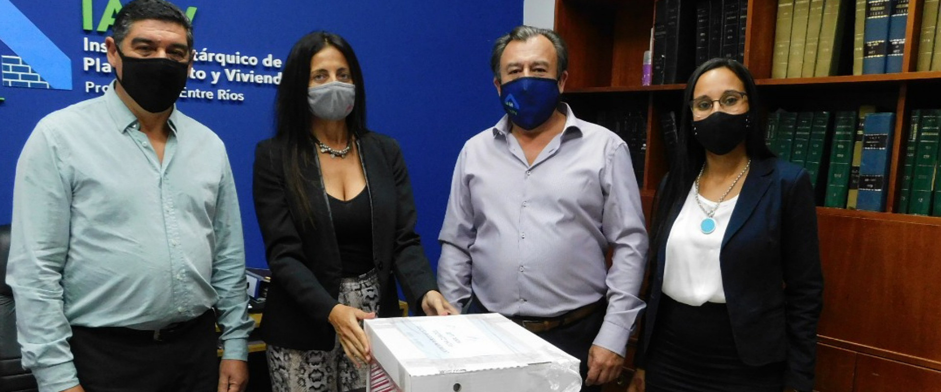 Licitaron con recursos provinciales 10  viviendas para Colonia Ayu&iacute;