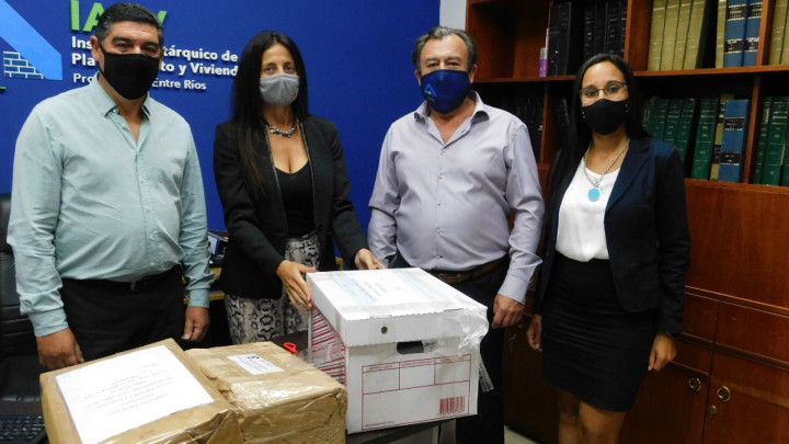 Licitaron con recursos provinciales 10  viviendas para Colonia Ayu&iacute;