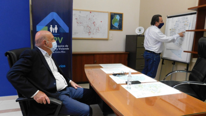 Evaluaron la pol&iacute;tica habitacional del departamento Uruguay
