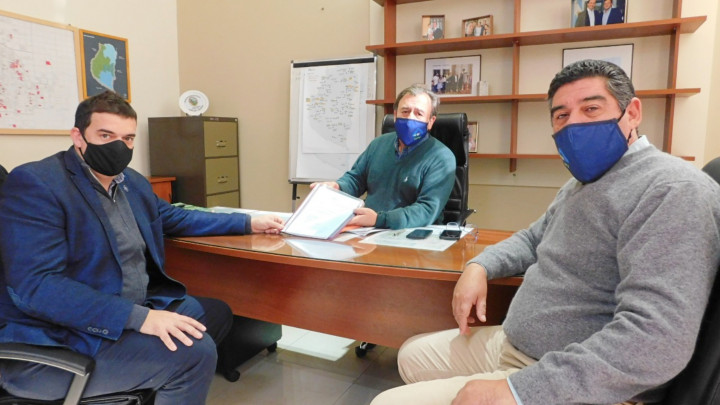 Se proyectan viviendas para Hern&aacute;ndez, Nogoy&aacute; y Villa Paranacito con fondos nacionales