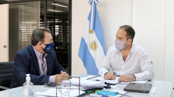 Analizaron la pol&iacute;tica de viviendas con funcionario nacional