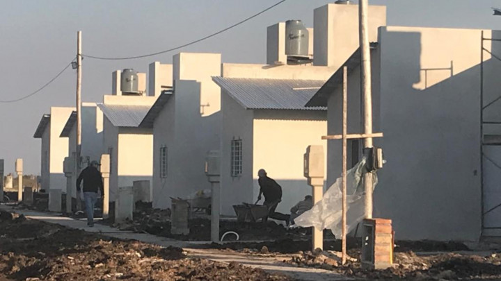 La provincia rubric&oacute; convenios para construir nuevas viviendas