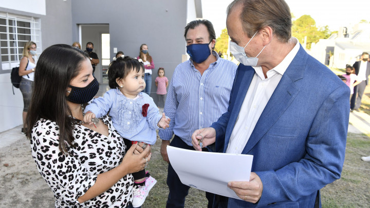 Bordet anunci&oacute; que se licitar&aacute;n las primeras viviendas del programa Casa Propia  Construir Futuro
