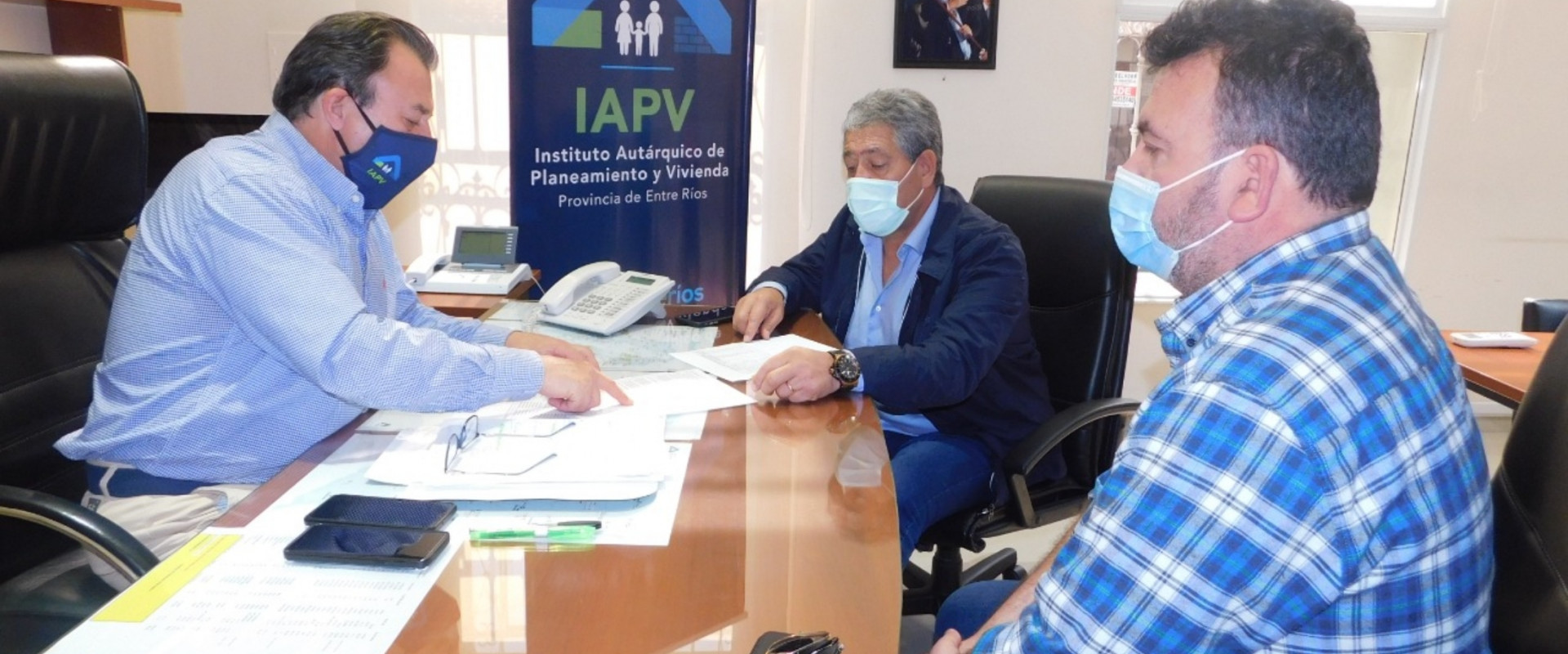 Autoridades del IAPV y de Uocra abordaron la pol&iacute;tica habitacional