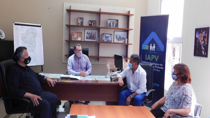 Trabajan en la construcci&oacute;n de nuevas viviendas para General Campos, Tabossi y Diamante