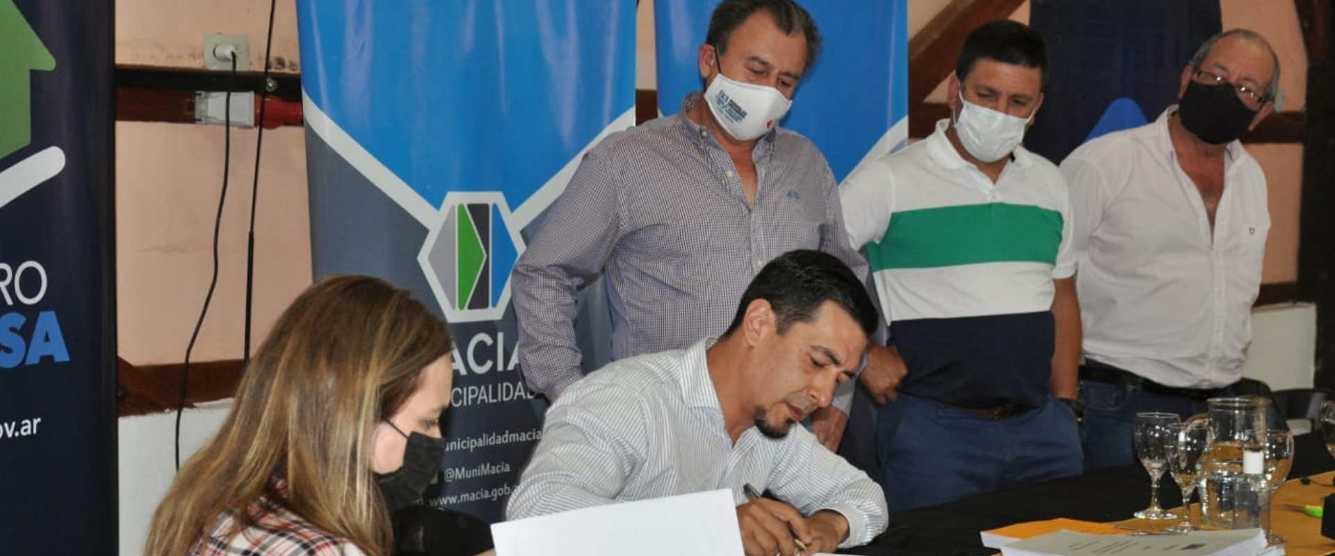 Nuevas viviendas para Maci&aacute; y  Urdinarrain se licitaron con fondos nacionales