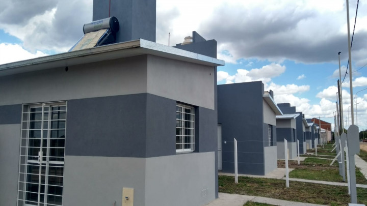Nuevas viviendas se licitan en Gualeguaych&uacute; y El Cimarr&oacute;n con recursos provinciales