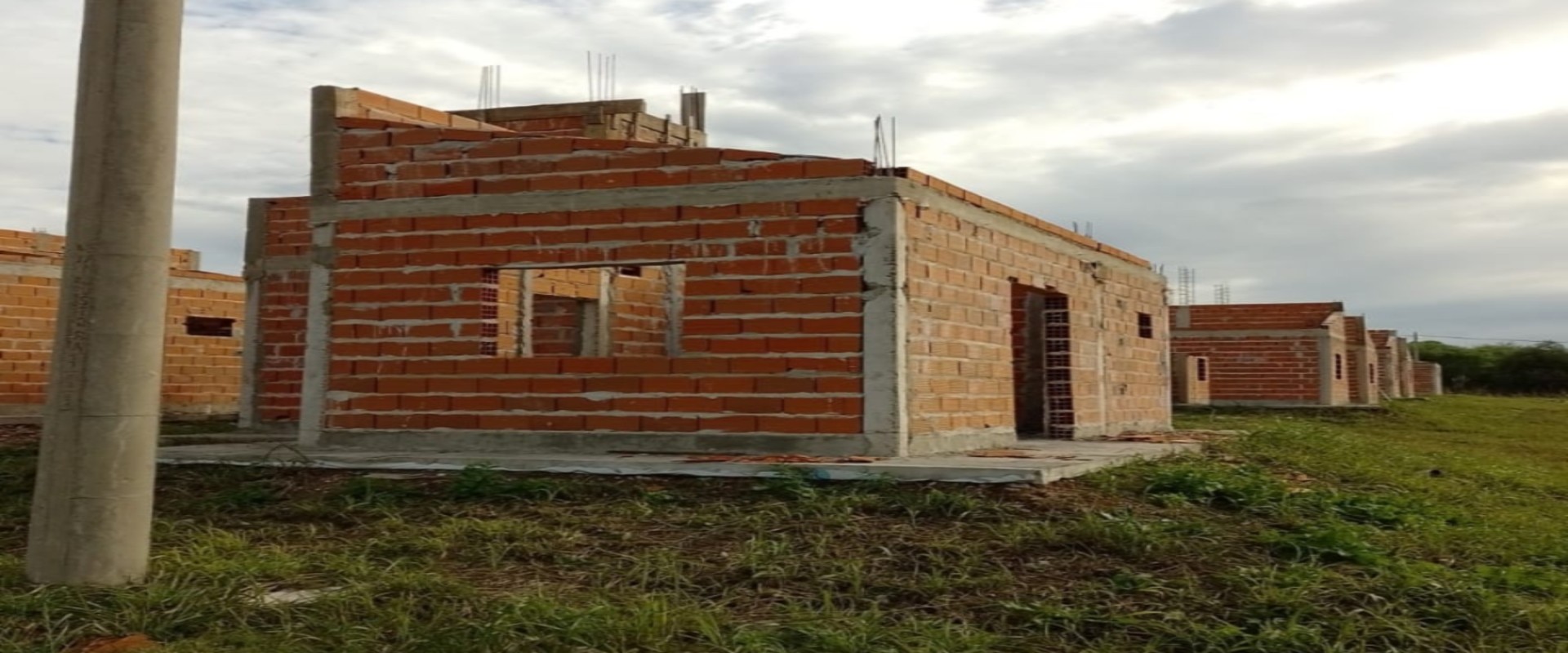 Se trabaja en la construcci&oacute;n de viviendas de Vicoer en tres localidades entrerrianas