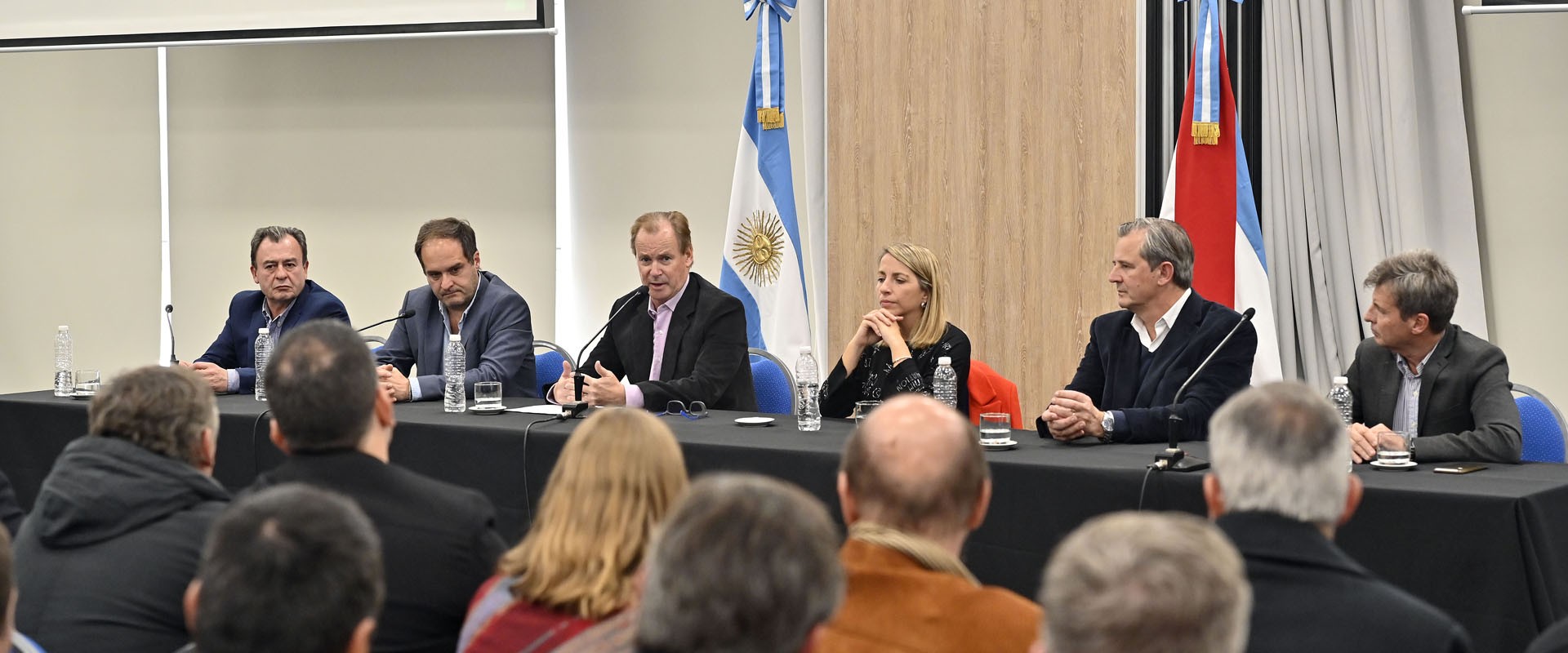 Bordet firm&oacute; convenios con Naci&oacute;n para ejecutar m&aacute;s viviendas en Entre R&iacute;os