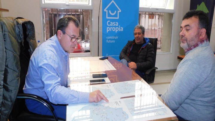 Repasaron con dirigentes de Uocra la pol&iacute;tica habitacional que se lleva adelante