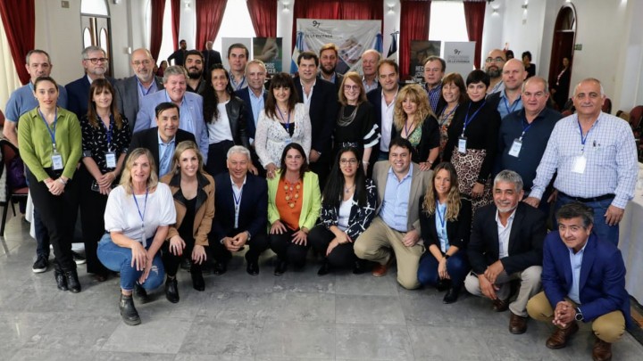 Entre R&iacute;os particip&oacute; del Consejo Nacional de la Vivienda en Santa Cruz