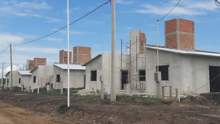 Se construir&aacute;n 163 nuevas viviendas con recursos provinciales en 10 localidades
