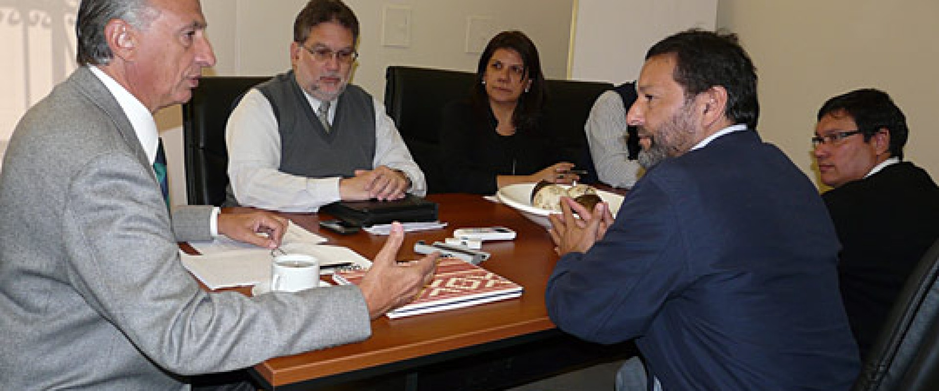 Se reuni&oacute; la Unidad Coordinadora de viviendas para docentes
