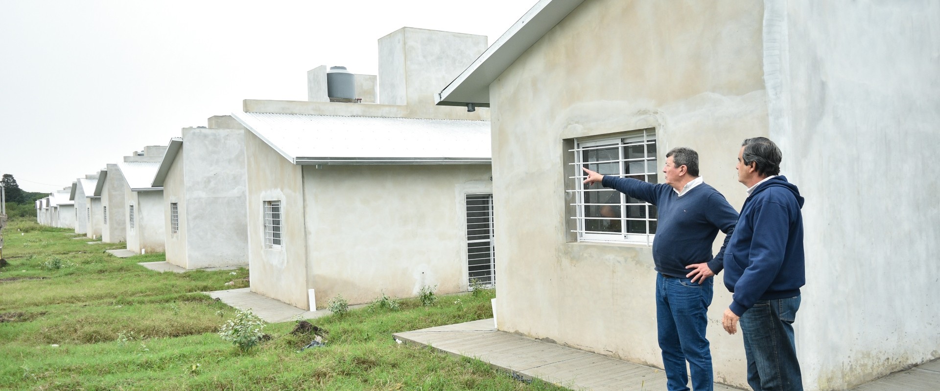 Verificaron grados de avance en las viviendas que se terminar&aacute;n en Santa Elena y La Paz