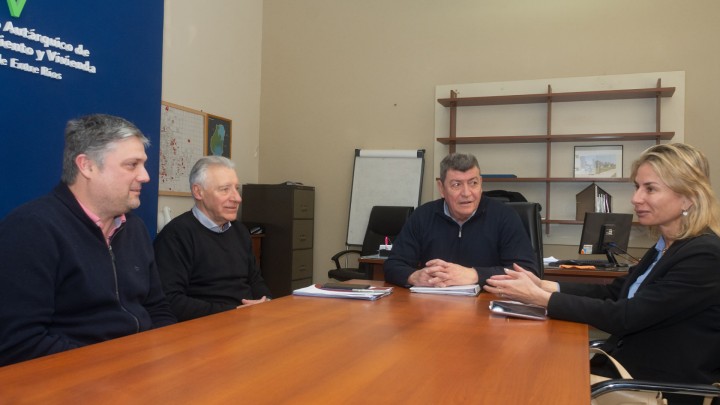 El IAPV dialog&oacute; sobre  las obras que se reactivan con la C&aacute;mara de la construcci&oacute;n