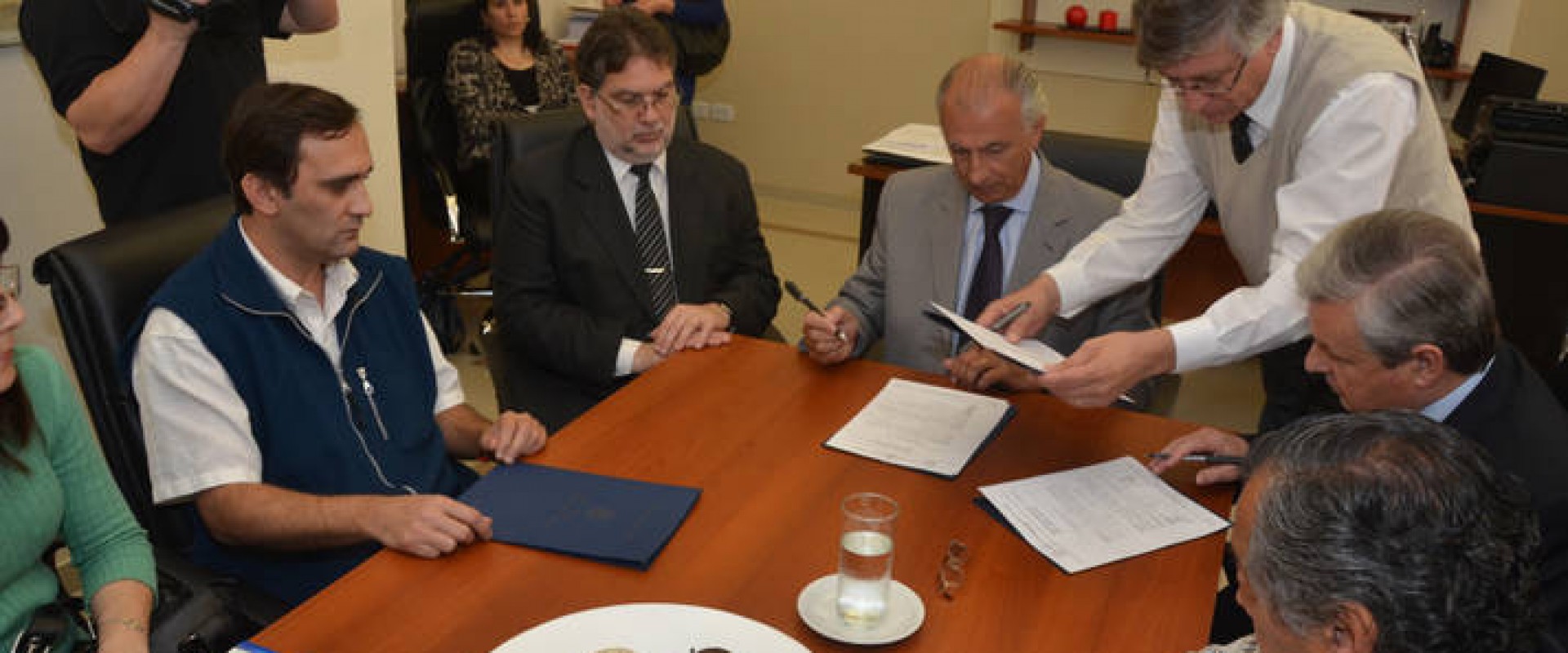 AMET se incorpor&oacute; a la Unidad Coordinadora de viviendas para docentes