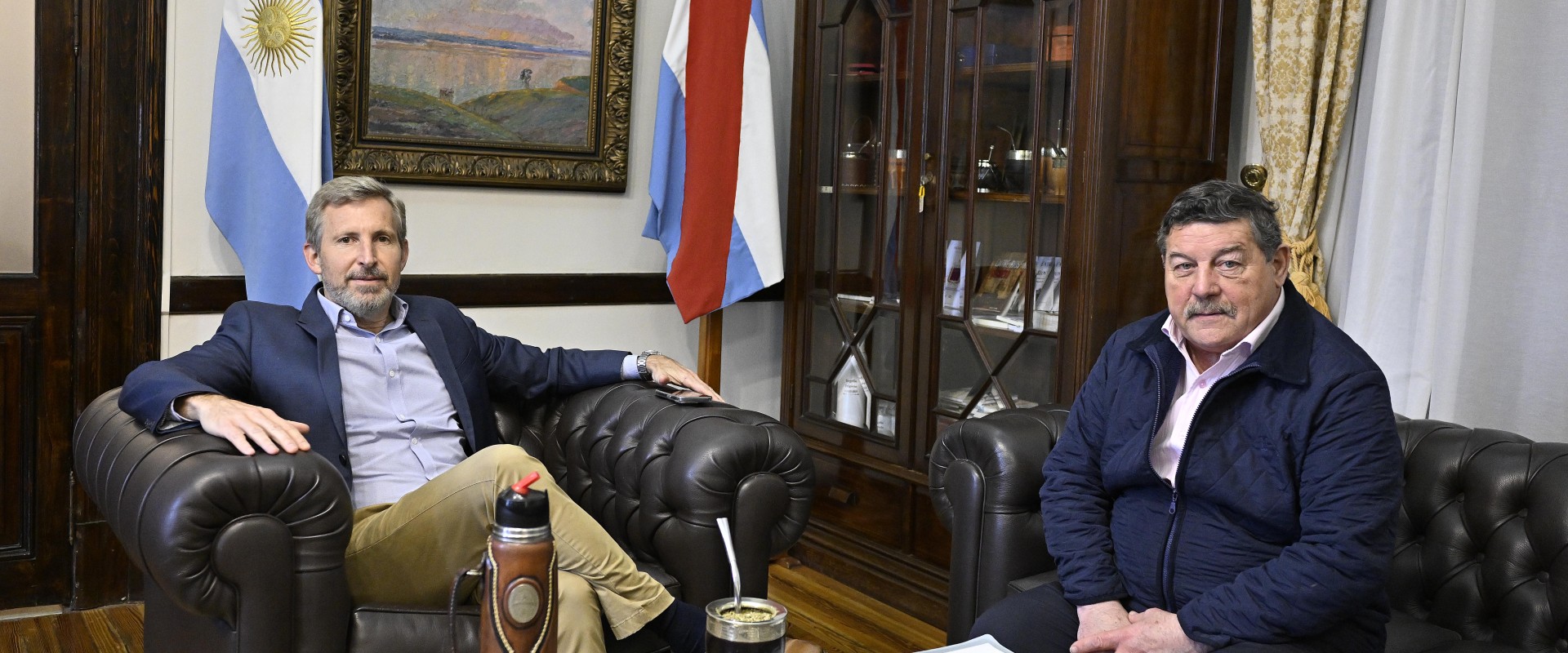 Frigerio confirm&oacute; que la provincia terminar&aacute; 75 viviendas en Villa Paranacito