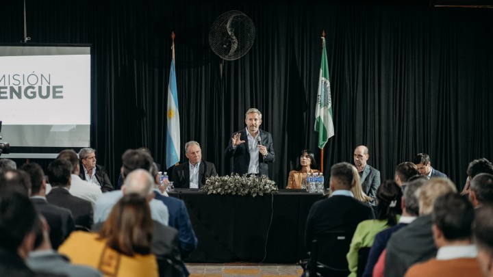 Frigerio confirm&oacute; la continuidad de la obra p&uacute;blica de Naci&oacute;n
