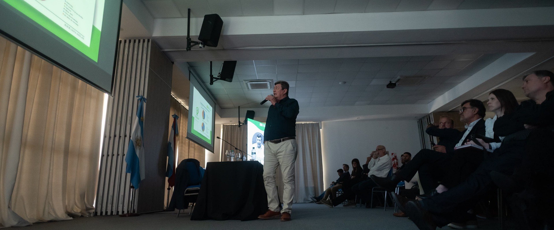 Importante jornada sobre vivienda y desarrollo urbano convoc&oacute; a autoridades y expertos en Entre R&iacute;os