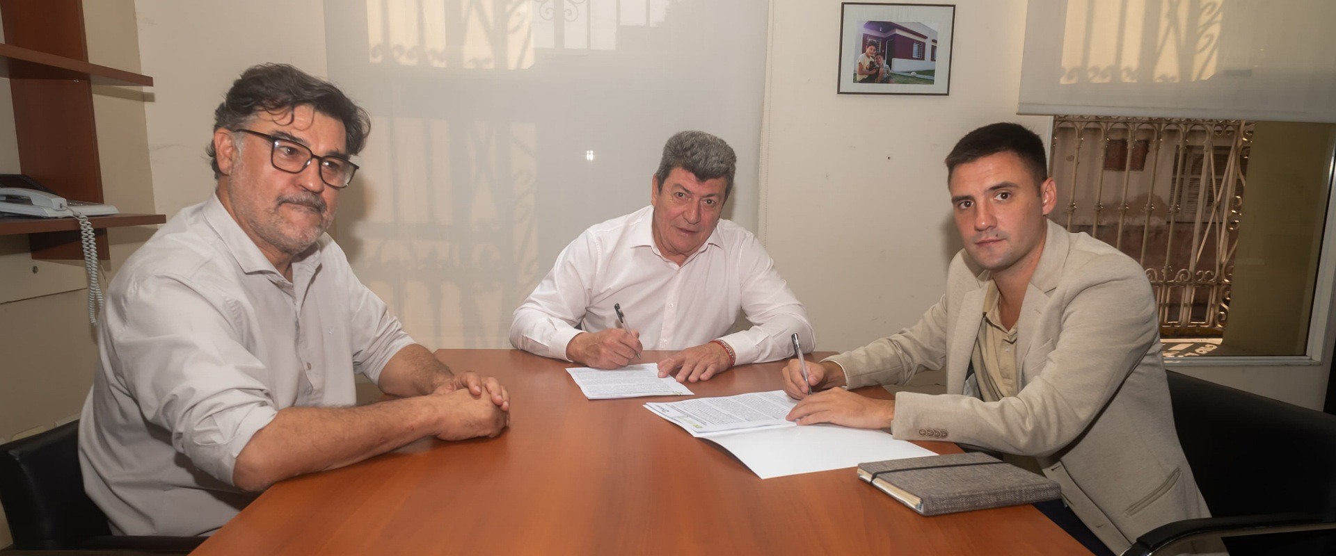 IAPV y Sidecreer firman un convenio para fortalecer la cooperaci&oacute;n institucional