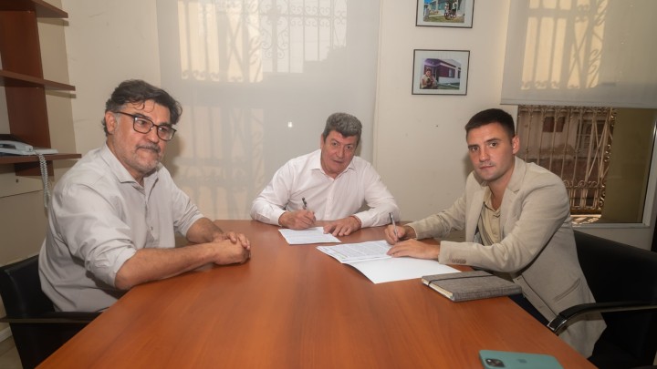 IAPV y Sidecreer firman un convenio para fortalecer la cooperaci&oacute;n institucional