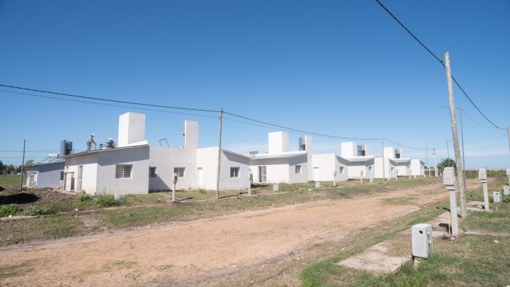 Avanza la construcci&oacute;n de viviendas reactivadas en Urdinarrain