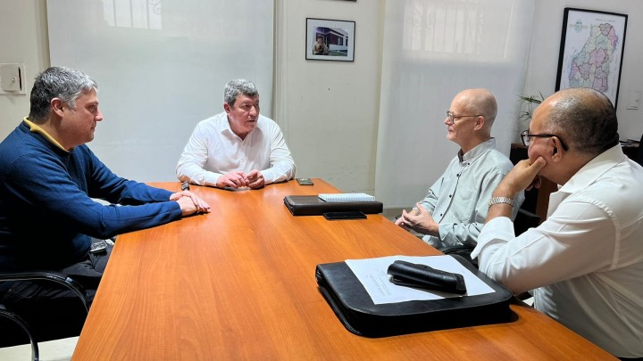 El IAPV y el Municipio de Santa Ana trabajan para ampliar el alcance de las pol&iacute;ticas habitacionales