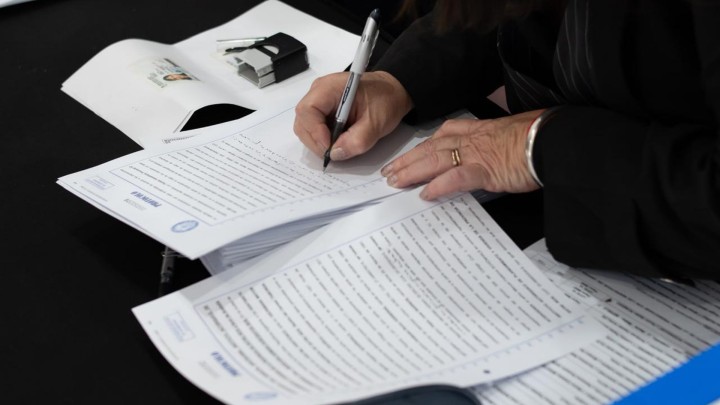La provincia avanza en la regularizaci&oacute;n dominial en Feliciano