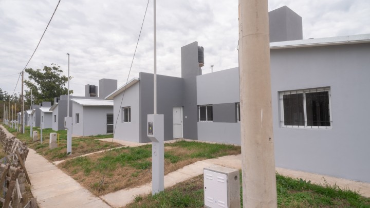 Avanza la construcci&oacute;n de viviendas del IAPV en General Racedo