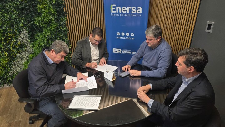 IAPV y Enersa firmaron un convenio para optimizar la gesti&oacute;n de viviendas sociales
