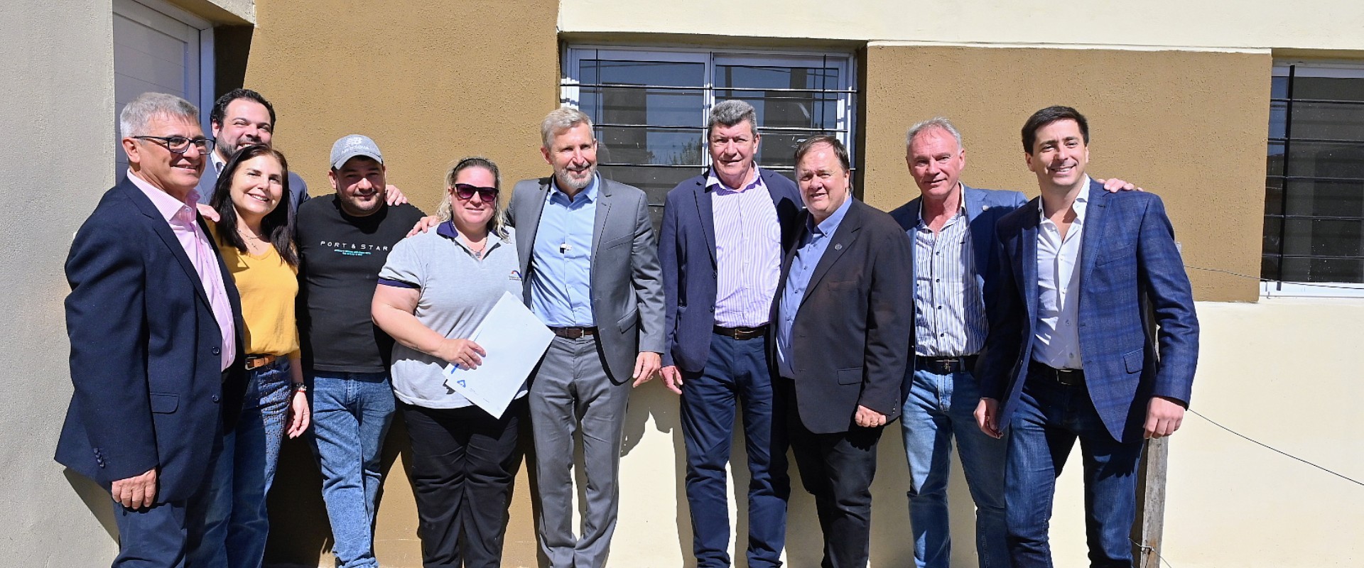Con inversi&oacute;n genuina, se entregaron viviendas y contin&uacute;an obras de infraestructura en Chajar&iacute;