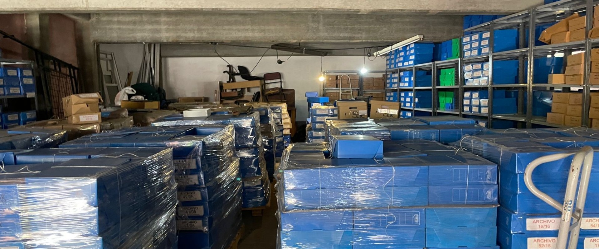 El IAPV avanza con la conformaci&oacute;n de su archivo propio