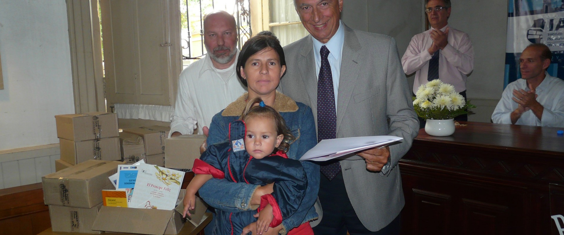 En Rosario del Tala el IAPV entreg&oacute; 14 nuevas viviendas