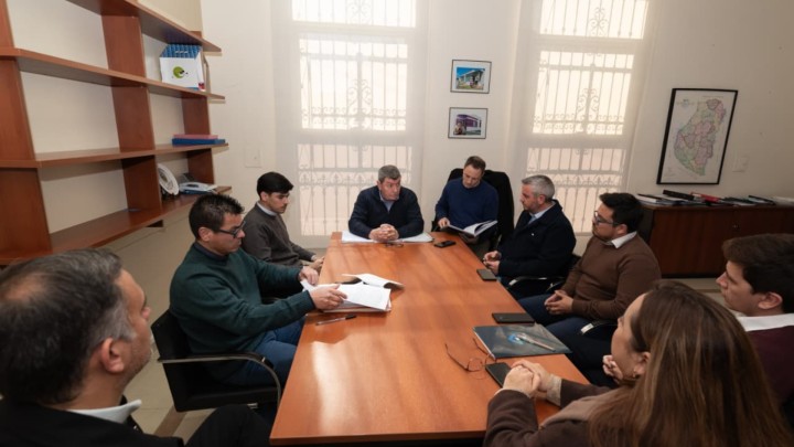 El IAPV trabaja junto al municipio de Col�n en pol�ticas habitacionales
