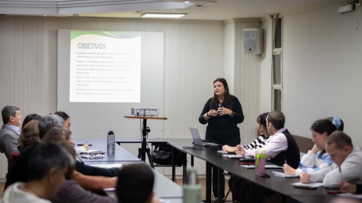 El IAPV capacita a sus trabajadores para promover entornos de trabajo saludables