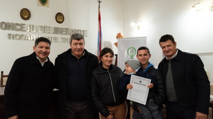 Se entregaron 109 escrituras de viviendas en Rosario del Tala, Gobernador Mansilla y Las Guachas