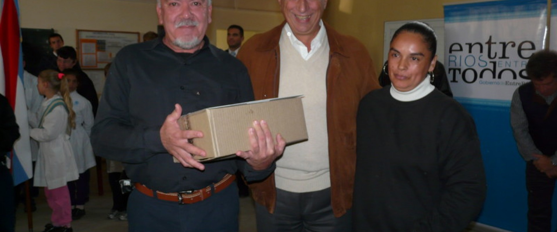 Emotivo acto de entrega de viviendas en Arroyo Bar&uacute;