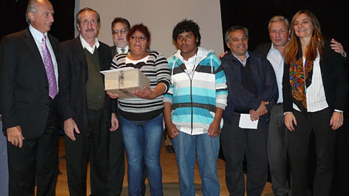Entregaron viviendas a 134 familias de Concepci&oacute;n del Uruguay