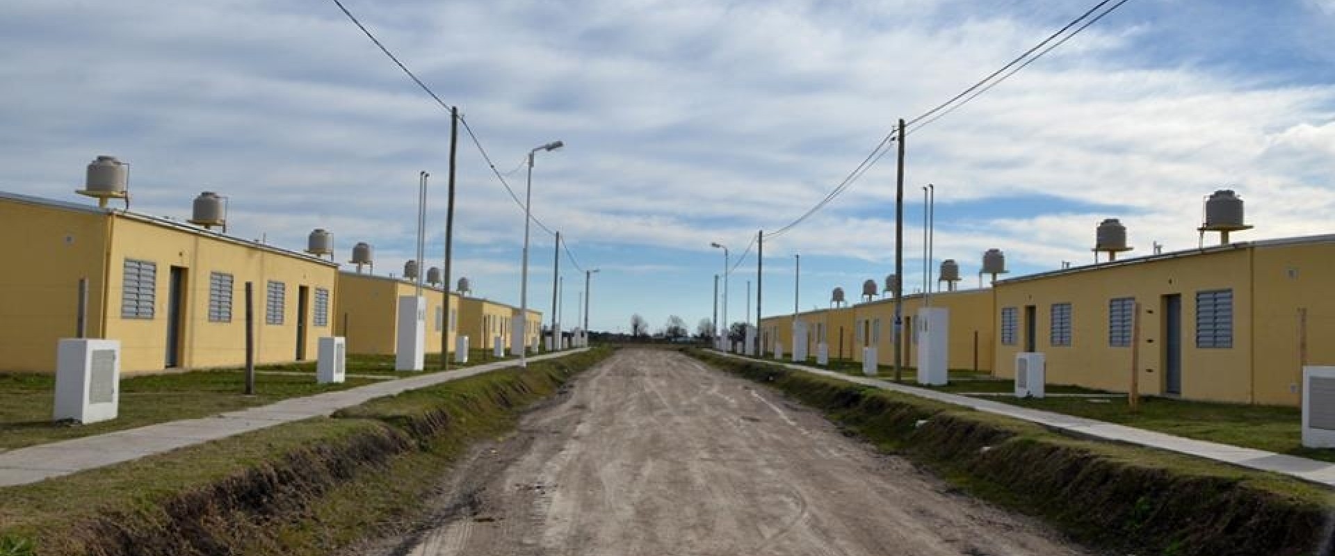 Inscriben y actualizan datos para acceder a una vivienda en Concepci&oacute;n del Uruguay