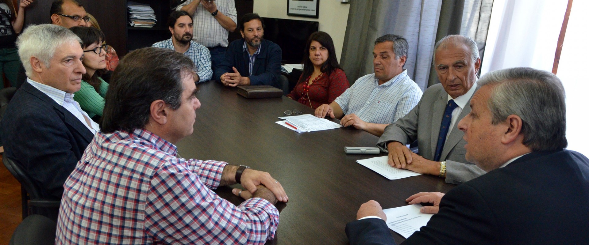 El gobierno provincial avanza en la construcci&oacute;n de viviendas para docentes