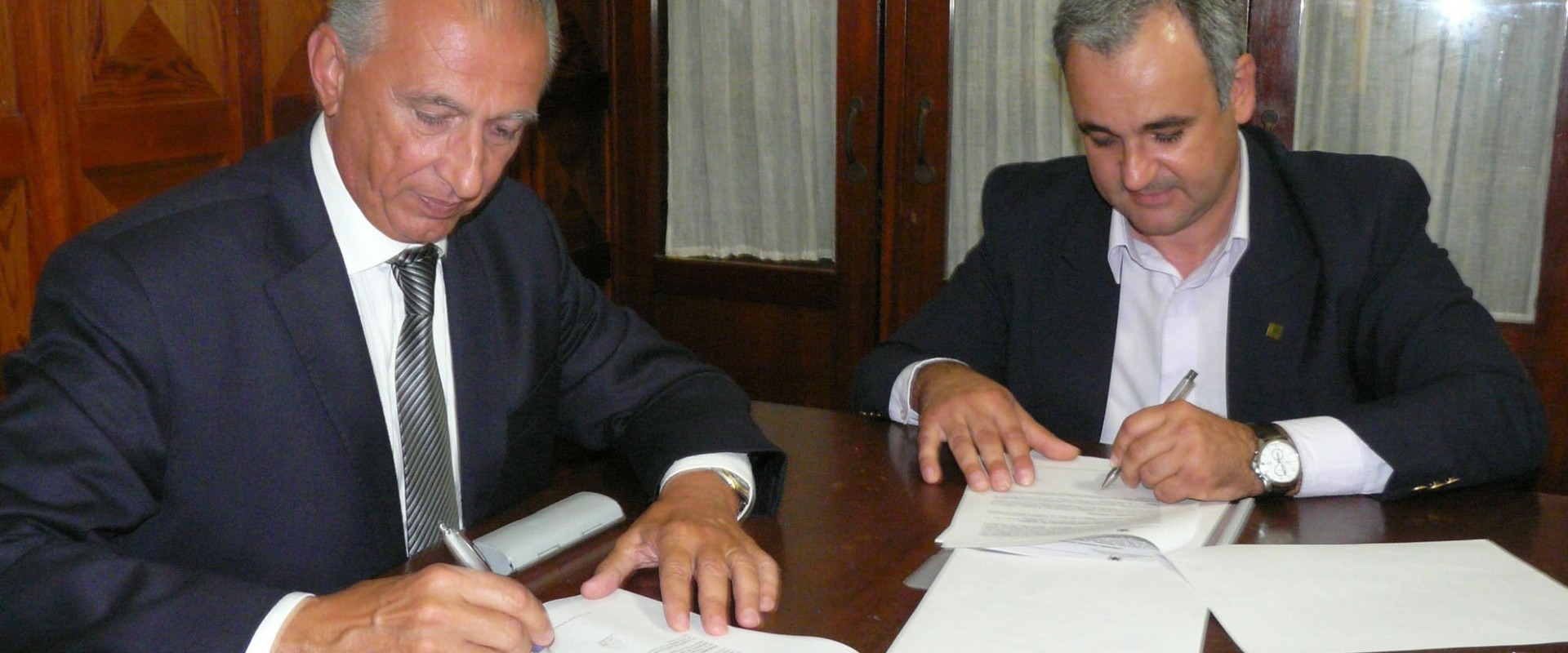 El IAPV y la UTN rubricaron un convenio de pr&aacute;ctica profesional supervisada
