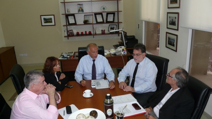 Funcionarios provinciales y municipales analizaron la pol&iacute;tica habitacional de La Paz y Feliciano