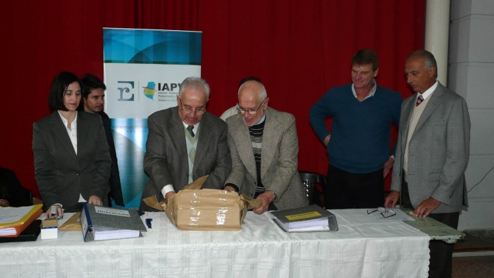 Se abrieron los sobres para nuevas viviendas del IAPV en Aranguren y Villa Libertador San Mart&iacute;n